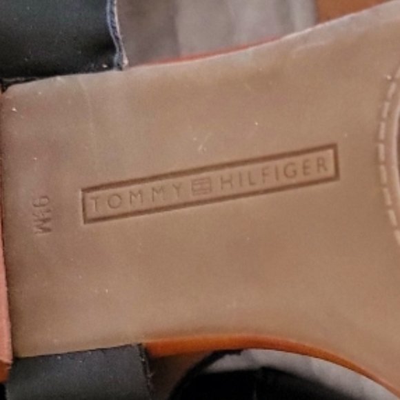 Tommy Hilfiger Kitty Leather Sandals - Picture 4 of 8